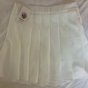 NWT white tennis skirt